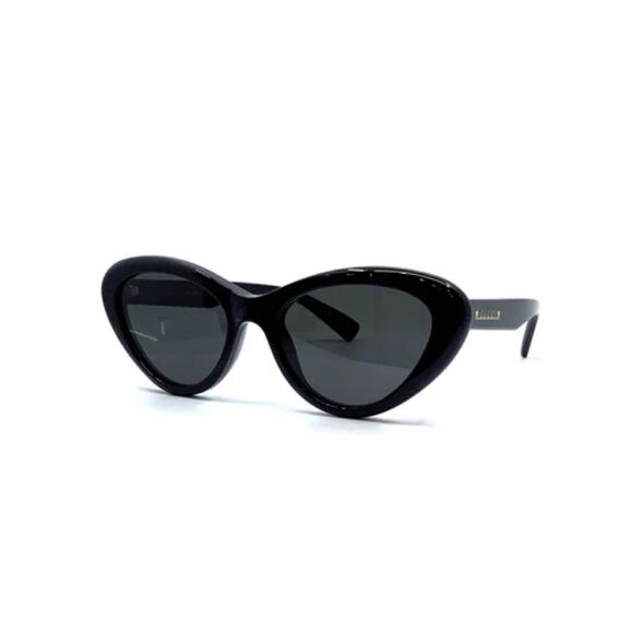 Gucci Eyewear Accessories - Gucci Eyewear 'Cat-Eye' Black Frame Sunglasses Size OS